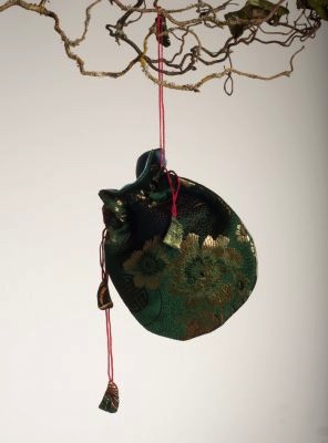mala bag for protecting Tibetan mala