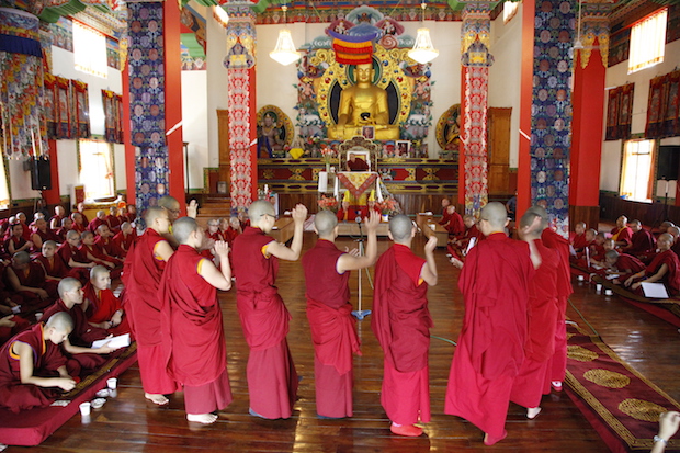 Tibetan nuns debate at Tilokpur