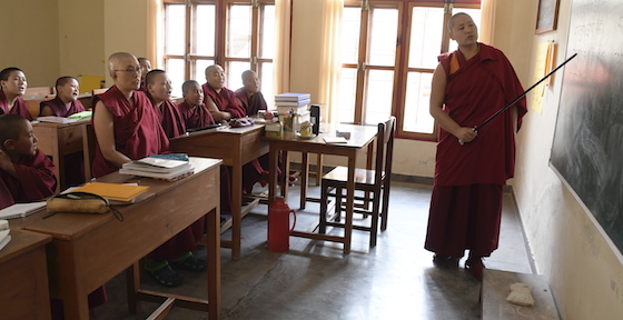 Geshema Tenzin Kunsel, Tibetan Buddhist nuns, Dolma Ling