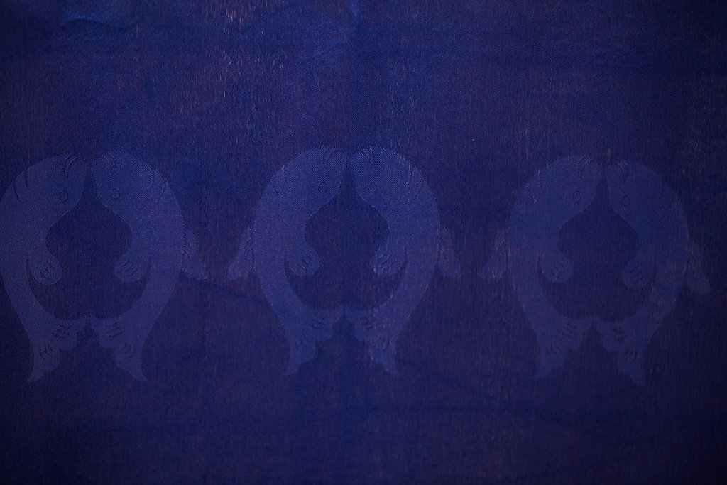 Katak-Blue Katak-Blue Tibetan ceremonial prayer scarves, symbolizes purity and compassion and is presented at many ceremonial occasions, comes in several vibrant colors.