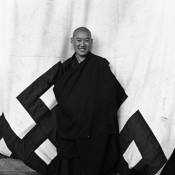 eternal knot, Susan Lirakis, Tibetan refugee nuns, Tibetan Nuns Project