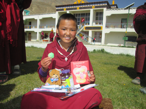 sponsor a Tibetan Buddhist nun