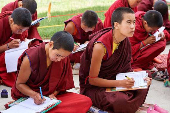 sponsor a Tibetan Buddhist nun, Sherab Choeling Nunnery, Olivier Adam, Tibetan nuns, Tibetan Buddhism